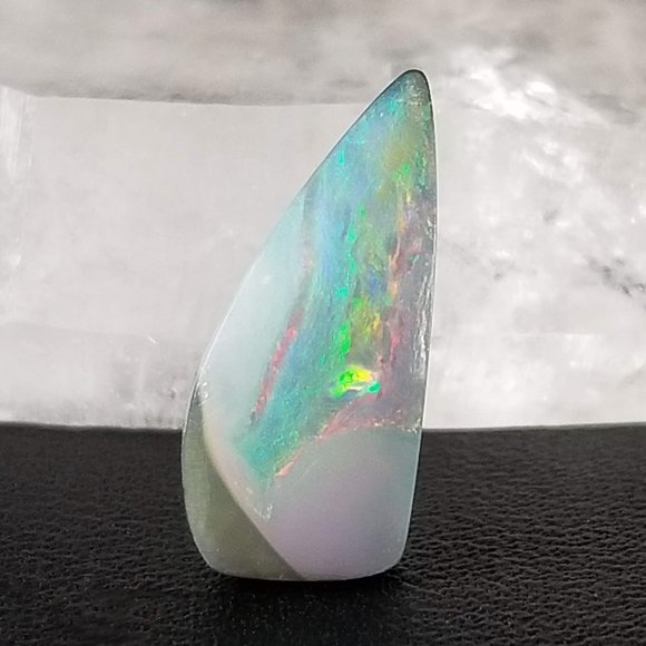Australian Winton Opal * 14.7 x 6.7 x 4.2mm * solid, natural, gemmy boulder opal - Picture 9 of 15